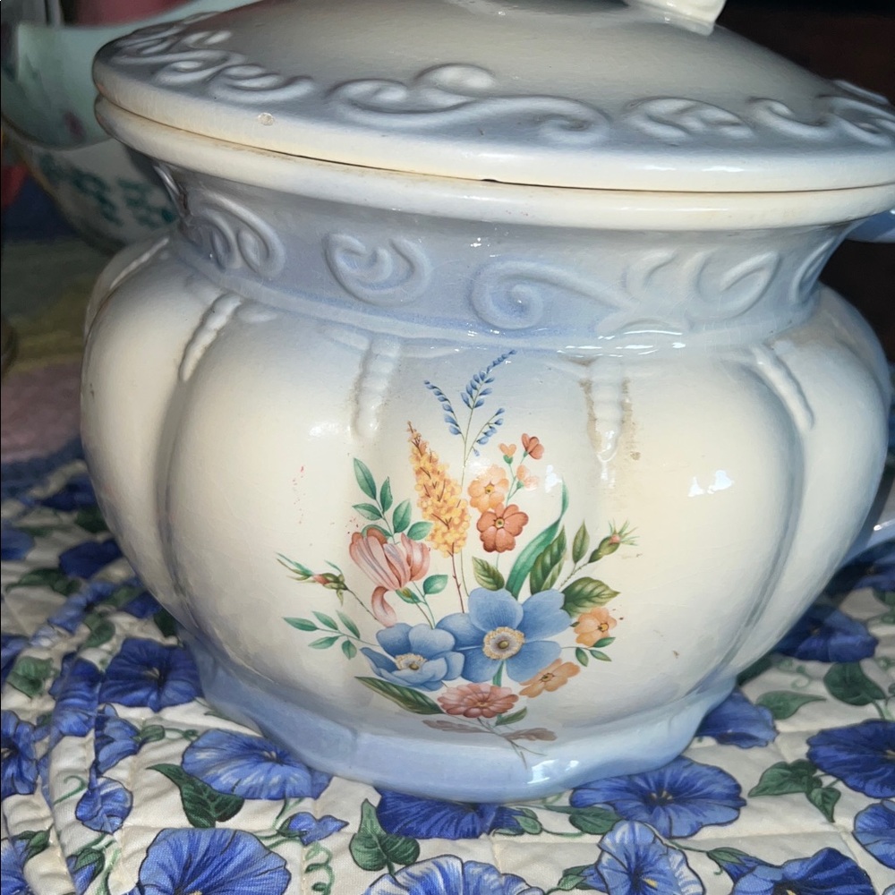 Ironstone England Chamber Pot 1890 Antique - Picture 5 of 13